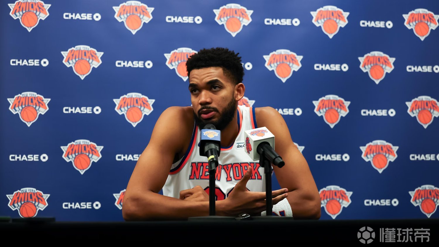 ESPN:唐斯愿降薪续约,但认为尼克斯要求不合理